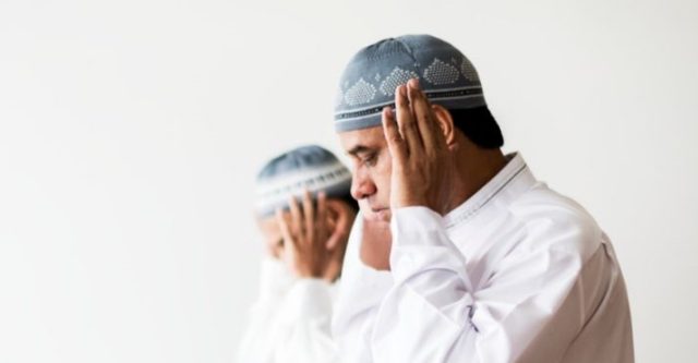 646. sovershenie sunnat namaz kogda dali ikamat 640x333 - 646. Совершение суннат намаз, когда дали икамат